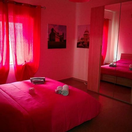 דירות קרבוניה A Casa Di Rossano E Rossella מראה חיצוני תמונה
